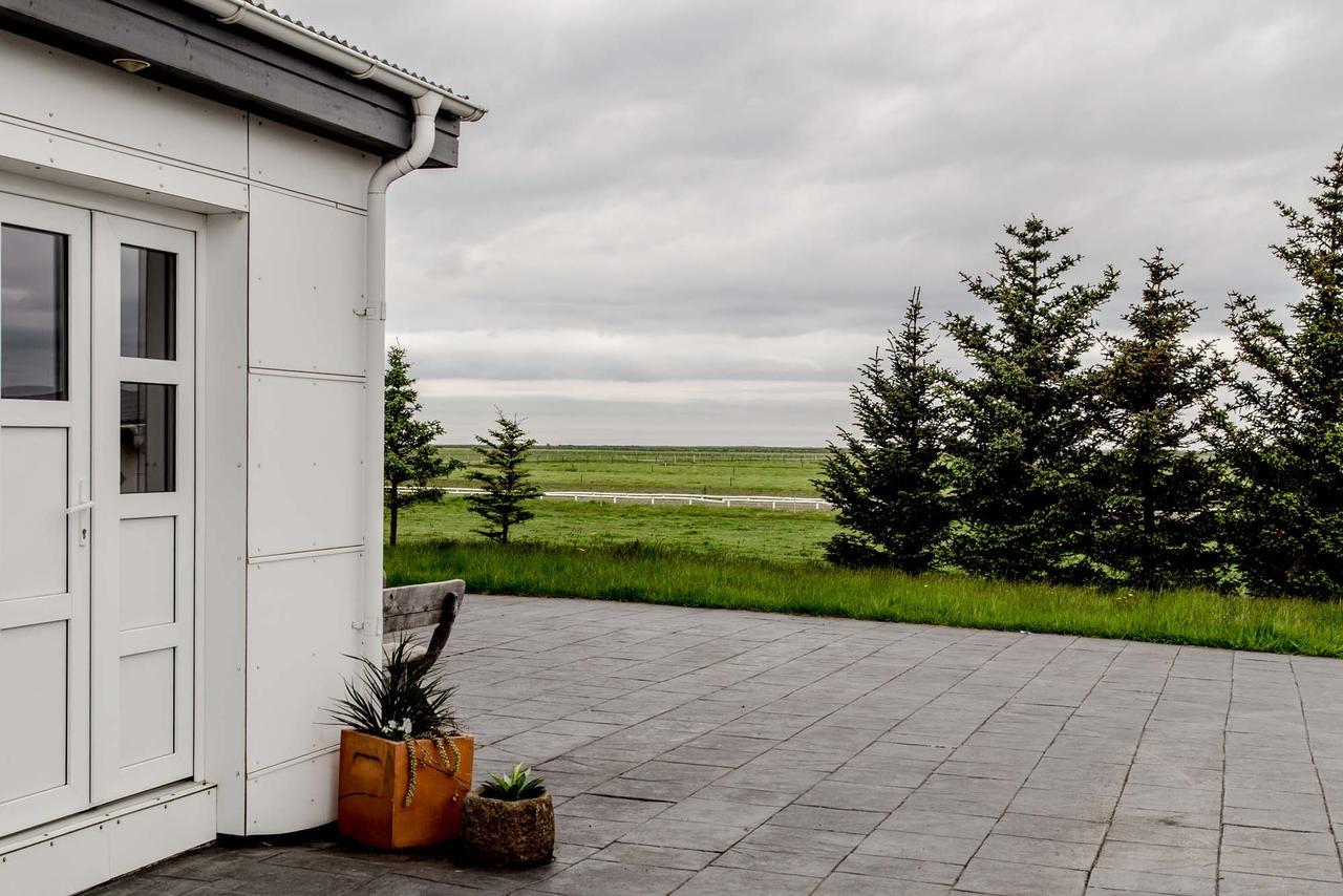Armot Guesthouse Hvolsvollur Bagian luar foto